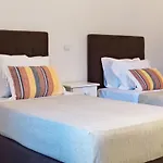 Mit 6 Schlafzimmern- Familie- Gruppen- Strand- Pool- Garten By Interhome *
