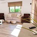 Дом отдыха Mit 6 Schlafzimmern- Familie- Gruppen- Strand- Pool- Garten By Interhome *