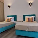 Mit 6 Schlafzimmern- Familie- Gruppen- Strand- Pool- Garten By Interhome Nyaraló