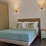 Mit 6 Schlafzimmern- Familie- Gruppen- Strand- Pool- Garten By Interhome Albufeira
