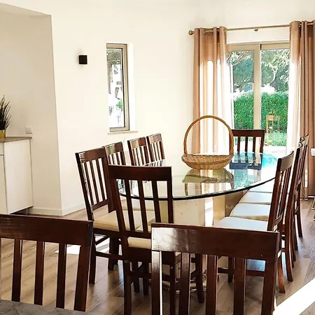 Mit 6 Schlafzimmern- Familie- Gruppen- Strand- Pool- Garten By Interhome Дом отдыха