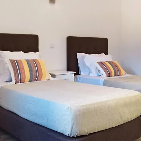 Дом отдыха Mit 6 Schlafzimmern- Familie- Gruppen- Strand- Pool- Garten By Interhome *